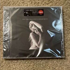 Taylor Swift CD - Black and‎ White Cover​